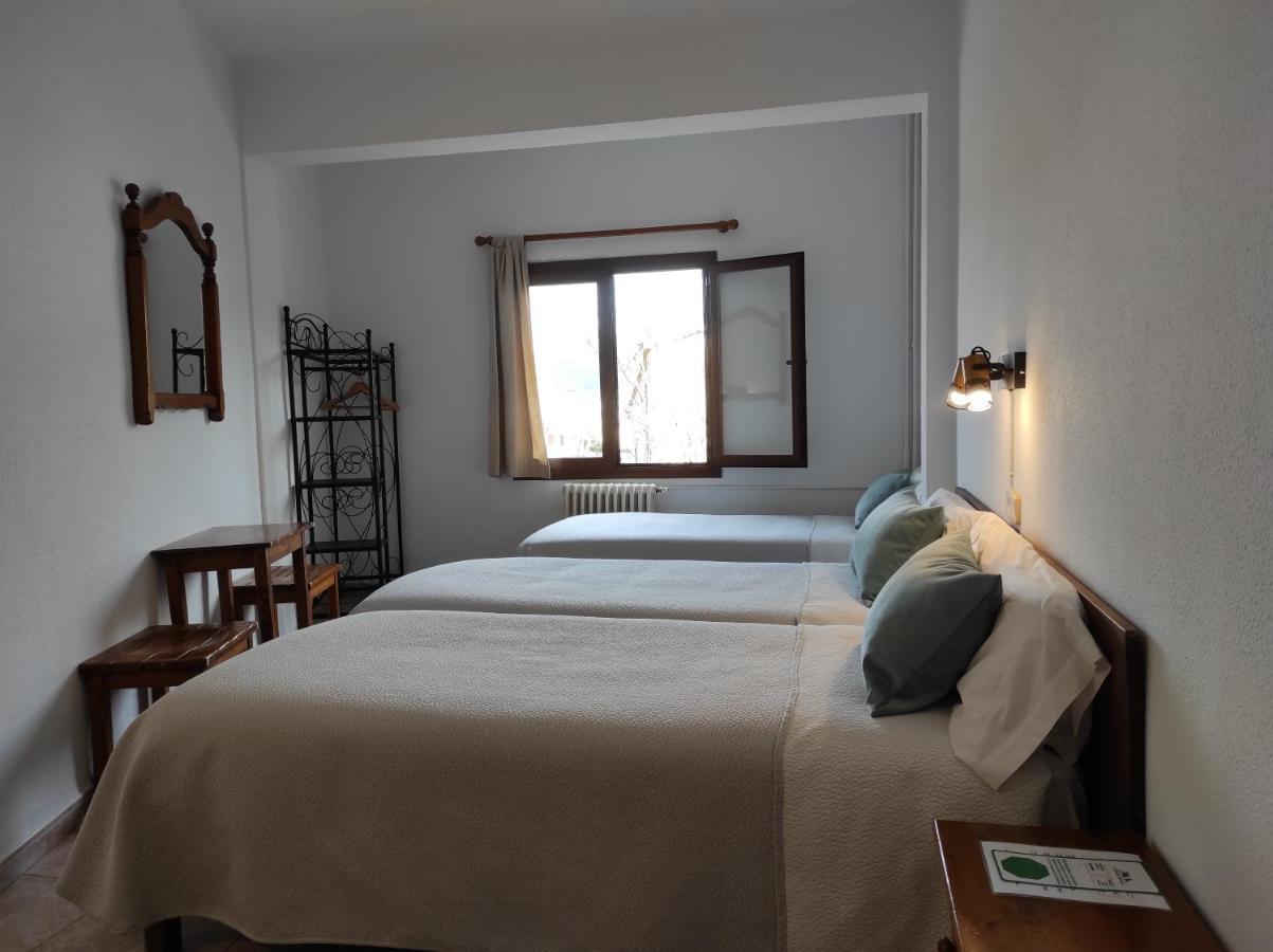 Bed and Breakfast Hostal Nadal Sóller Zewnętrze zdjęcie